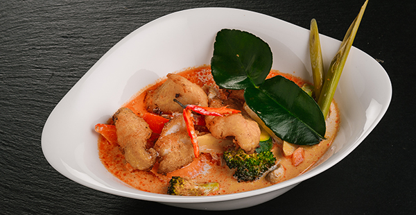 Gebackene Fischfilet mit Curry